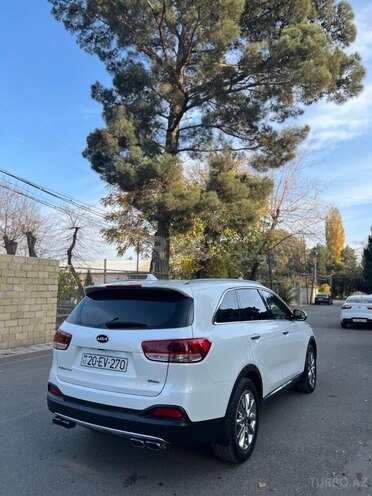 Kia Sorento-8
