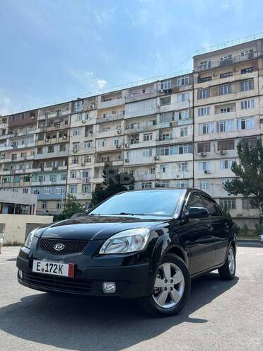 Kia Rio-1