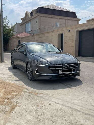 Hyundai Sonata-2
