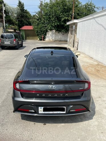Hyundai Sonata-5