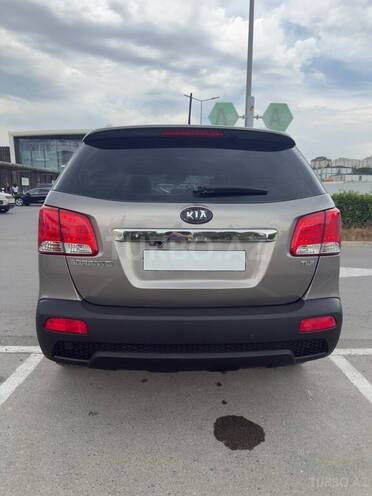 Kia Sorento-2