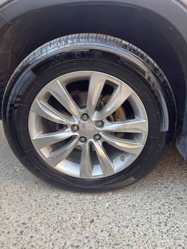 Kia Sorento-14