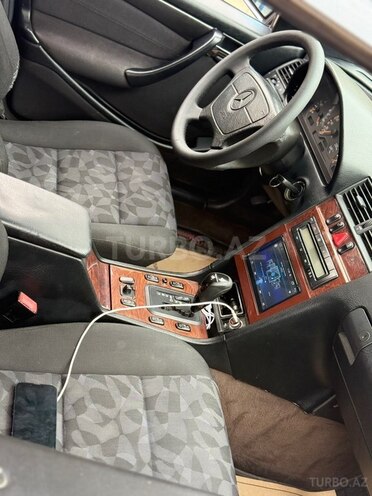 Mercedes C 200-11