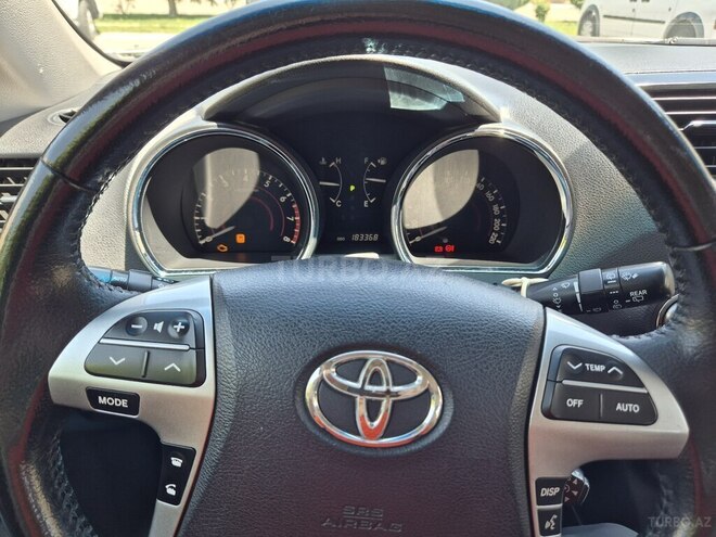 Toyota Highlander-6