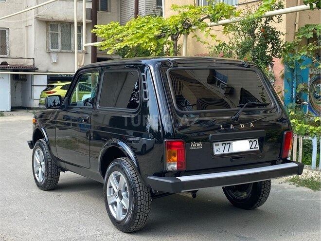 LADA (VAZ) Niva-6