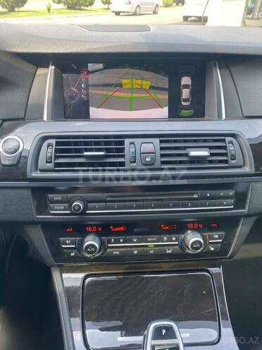 BMW 528-9