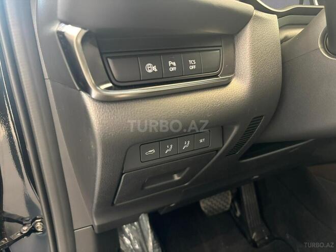 Mazda CX-30-13