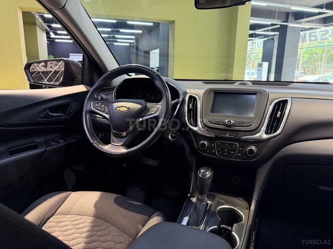 Chevrolet Equinox-12