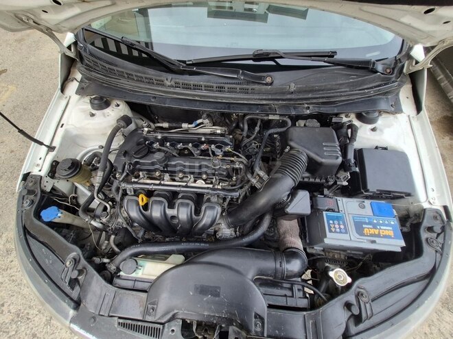 Kia Cerato-11