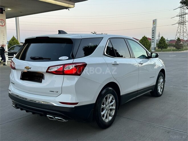 Chevrolet Equinox-12