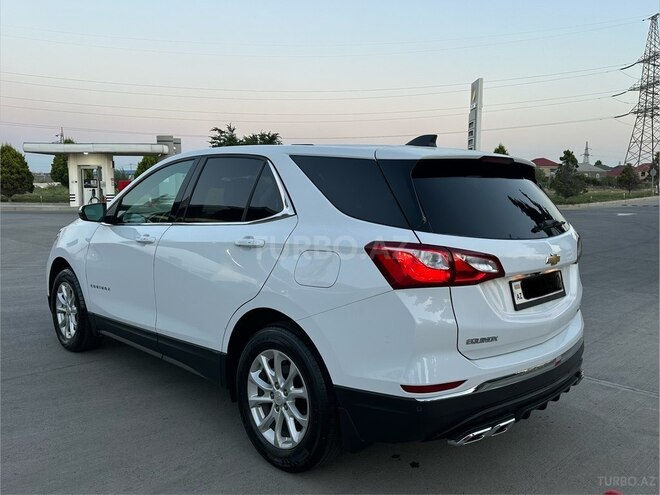 Chevrolet Equinox-5