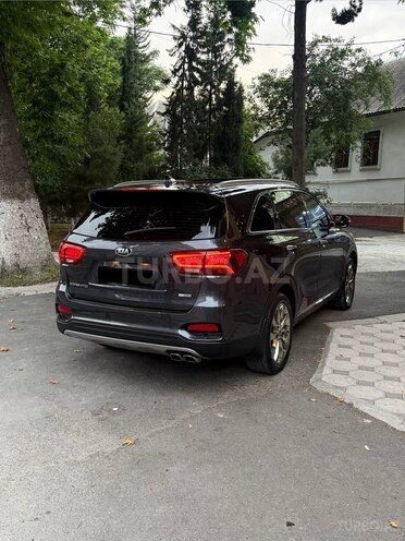 Kia Sorento-2