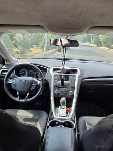 Ford Fusion (North America)-16