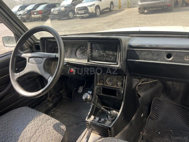 LADA (VAZ) 2107-4
