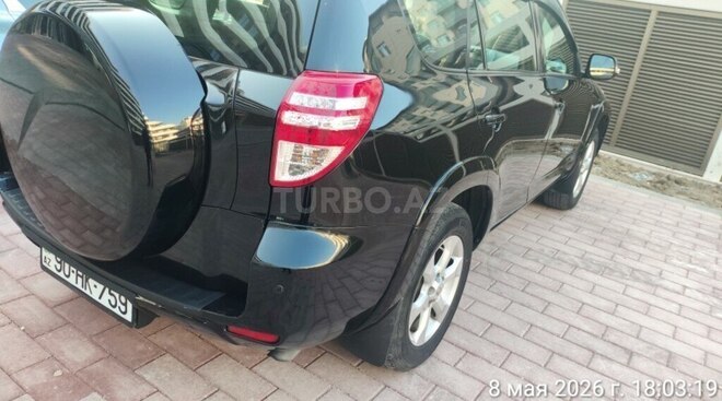 Toyota RAV4-7