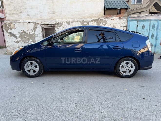 Toyota Prius-8