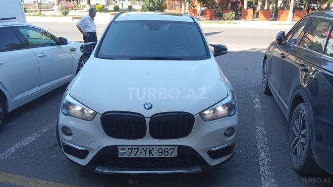 BMW X1-1