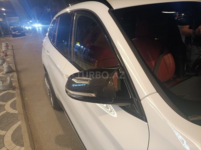 BMW X1-16