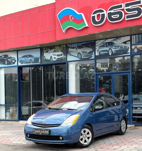 Toyota Prius-4
