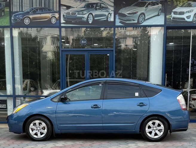 Toyota Prius-10