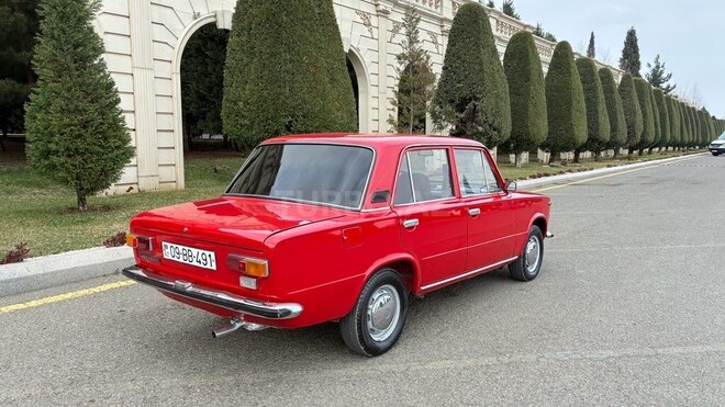 LADA (VAZ) 21011-3