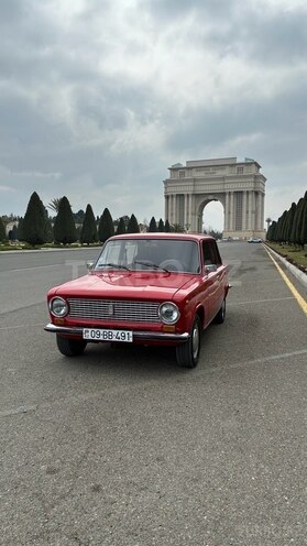 LADA (VAZ) 21011-2