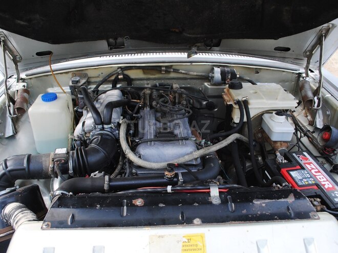 GAZ 31105 "Volga"-8