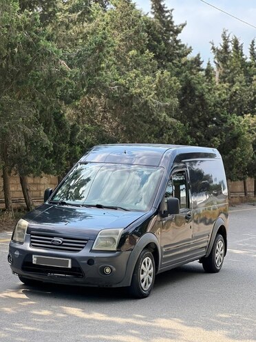 Ford Tourneo Connect-2