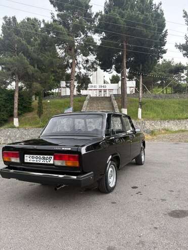 LADA (VAZ) 2107-4