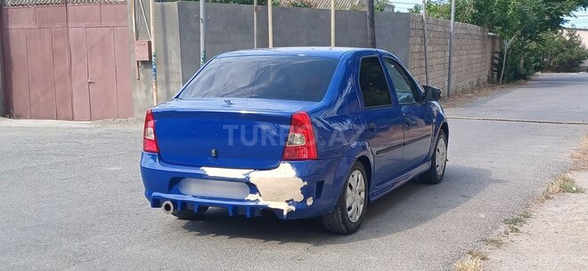 Renault Logan-6