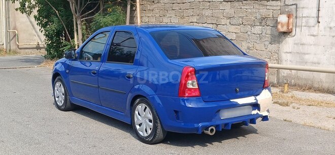 Renault Logan-4