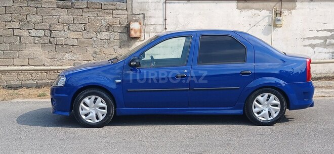 Renault Logan-3