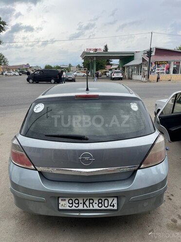Opel Astra-2