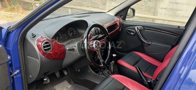 Renault Logan-13