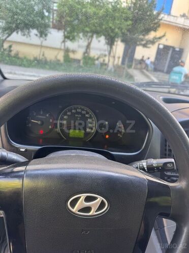 Hyundai H-1-3