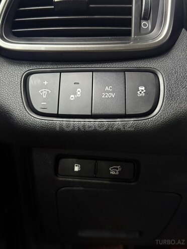Kia Sorento-19