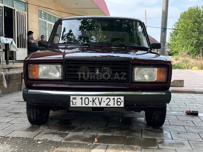 LADA (VAZ) 2107-2