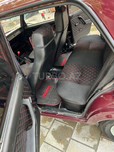 LADA (VAZ) 2107-9