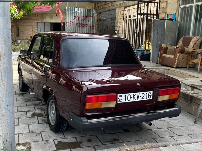 LADA (VAZ) 2107-5
