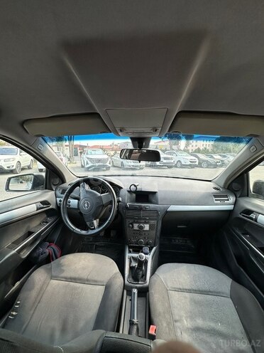 Opel Astra-10