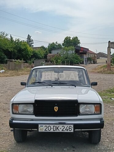 LADA (VAZ) 2107-1