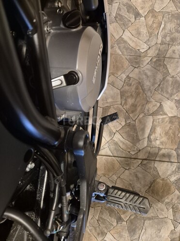 CFMOTO 250 SR-7