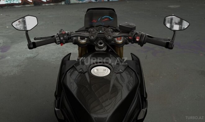 BMW S 1000 R-4