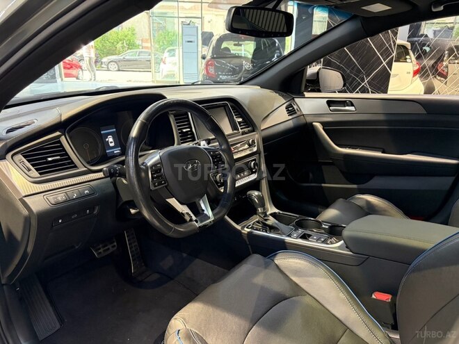 Hyundai Sonata-21