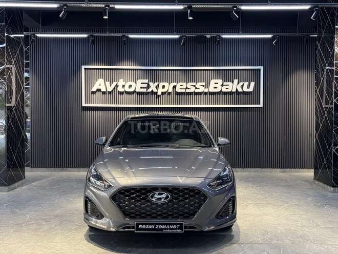 Hyundai Sonata-12