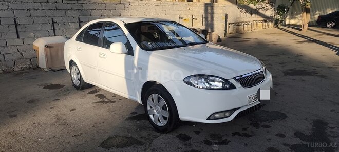 Daewoo Gentra-2