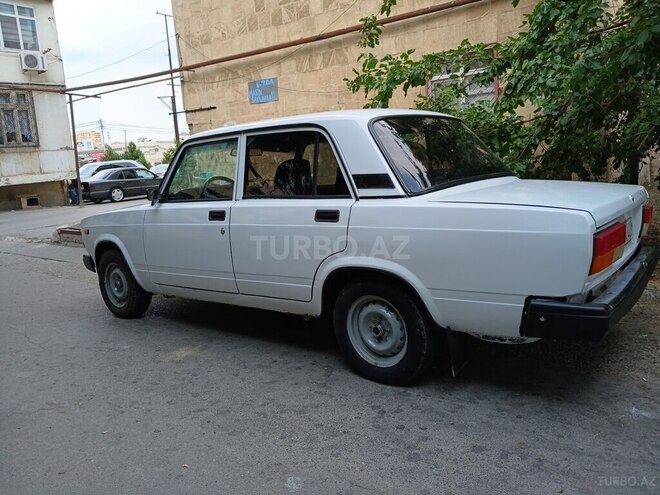 LADA (VAZ) 2107-4