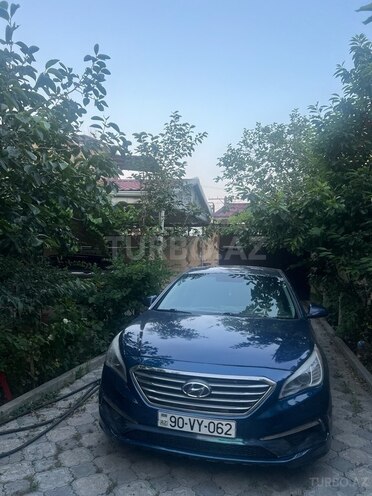 Hyundai Sonata-1