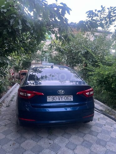 Hyundai Sonata-4