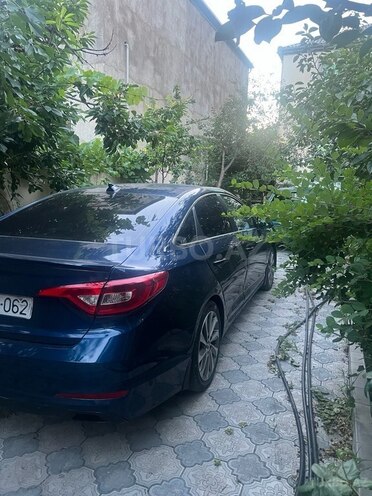 Hyundai Sonata-2